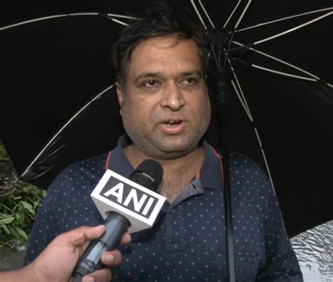 Gujarat: Several parts of Valsad face waterlogging after heavy rainfall