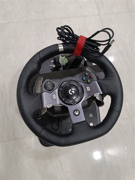 Thrustmaster TMX Pro vs Logitech G920 的图像结果