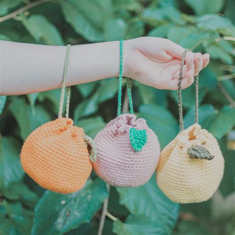Free Crochet Pouch Pattern
