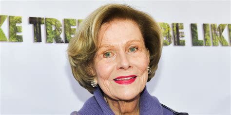 Lori Pfeiffer Has 2 Famous Sisters Yet Stays Out of the Spotlight