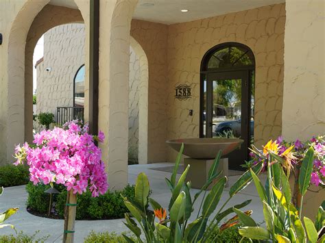 Salser & Dillard Creighton Chapel - Kingsburg Downtown Business District