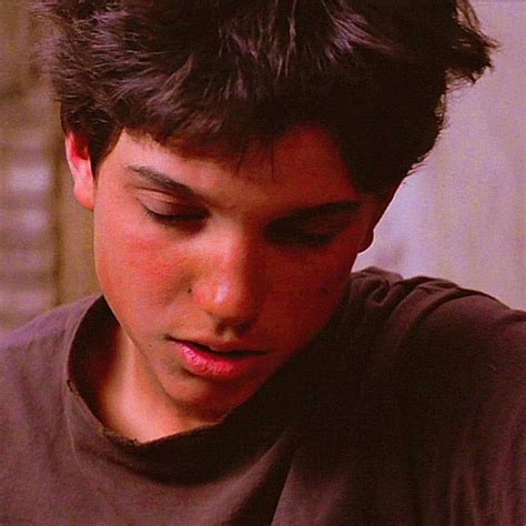 ♥ ⱼₒₕₙₙᵧ ꜀ₐꞲₑ ♥ | The outsiders johnny, Ralph macchio the outsiders ...