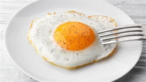 how to make a perfect sunny side up eggs