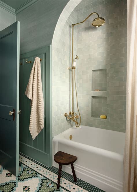 5 Shower Bathtub Ideas That Make This Small Space…