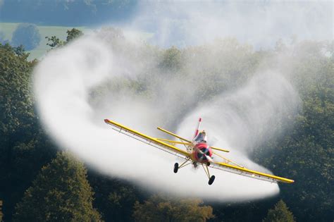 Crop Dusting In French at Susan Burke blog