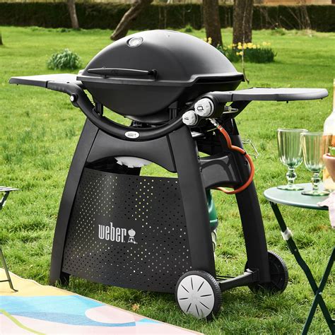 Weber Q 3200 2-Burner Black 21,700-BTU LP Gas Grill Roberts, 46% OFF