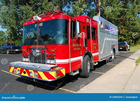 Red Fire Truck 123 Why are fire trucks red? - Jess Jumanto