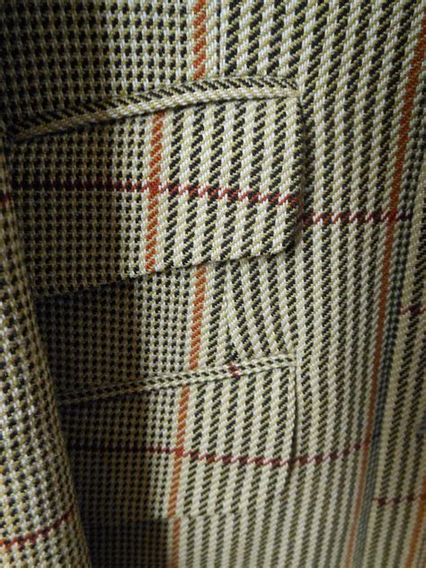 "Tweedland" The Gentlemen's club: The Glen Urquhart plaid