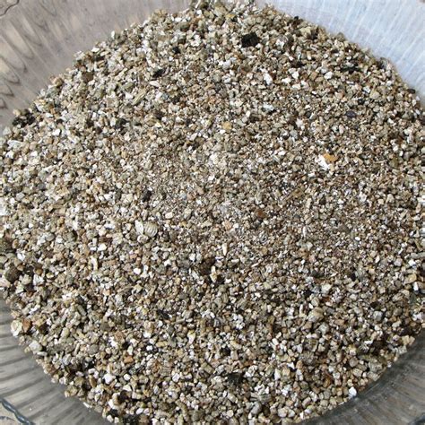 Buy Vermiculite – Seedling Starter & Moisture Retention