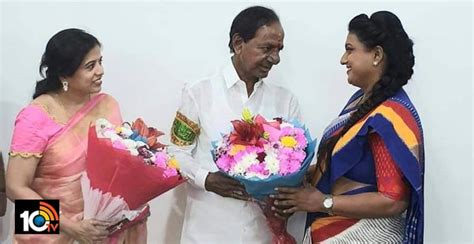 ముఖ్యమంత్రి కేసీఆర్‌ని కలిసిన ఎమ్మెల్యే రోజా