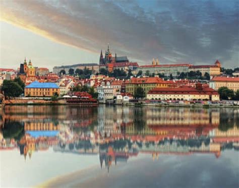 Prague Castle - Czech Republic: Get the Detail of Prague Castle on ...