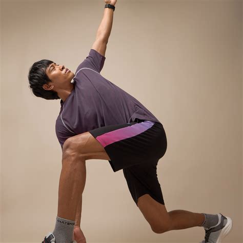 Buy Men's Muscle Flex Purple Comfortech T-shirt Online in India | Cult ...