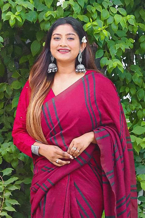 Handloom Mulmul Cotton Striped Saree with Tassles, Maroon, SR1011 ...