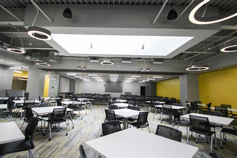 Banner Engineering | Emanuelson-Podas, Inc.