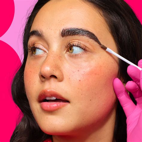 Brow Tinting Services | Benefit Cosmetics