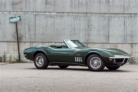 Chevrolet Corvette Stingray C3 de 1969, les photos de cet exemplaire à ...