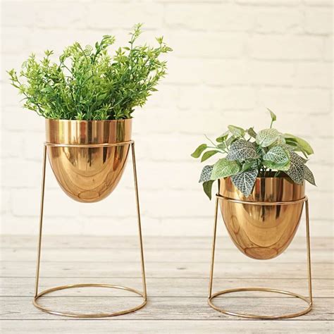 Round Stand Planter Set, Gold