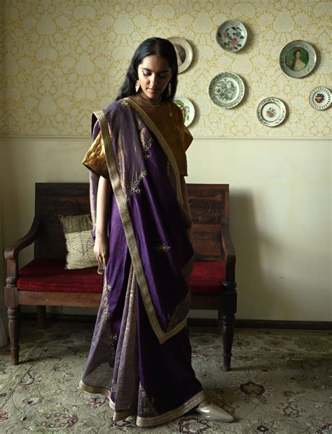 Buy - Roshnee chinaar purple diagonal sari | Elan Store