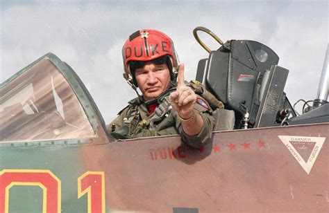 Duke Cunningham, war hero turned corrupt congressman, dies at 83 – San ...