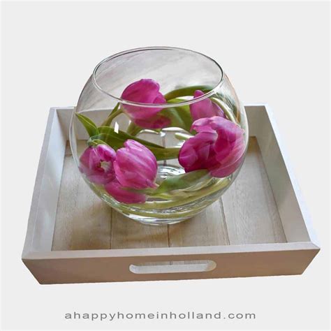 How To Arrange Tulips In A Glass Vase: Easy Flower Display Ideas