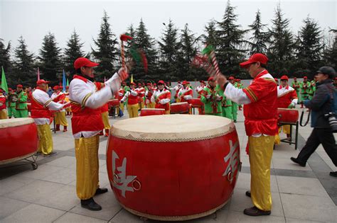 淄博张钢156人威风锣鼓队_山西威风锣鼓，专业培训威风锣鼓,威风锣鼓服装厂，威风锣鼓厂，威风锣鼓演出，山西临汾专业实力实体团队，咨询热线 ...