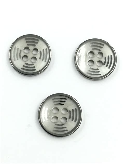 Ash 4-Hole Circular Plastic Shirt Buttons