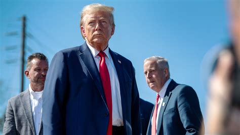 Donald Trump wins North Carolina. Where the electoral votes stand