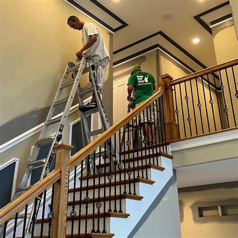 How to Choose the Perfect Ladder for Painting Stairs? - Dwellect