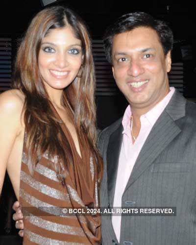 Marc Robinson with wife Waluscha at the PFMI party in Mumbai - Photogallery