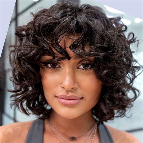 Short Blunt Curly Bob: The Ultimate Guide To This Classic Hairstyle ...