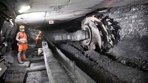 Mining Lifting Machine 的图像结果