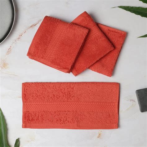 Buy SPACES Colorfas Red Cotton Easy Care Face Towel - 30x30cm - Set of ...