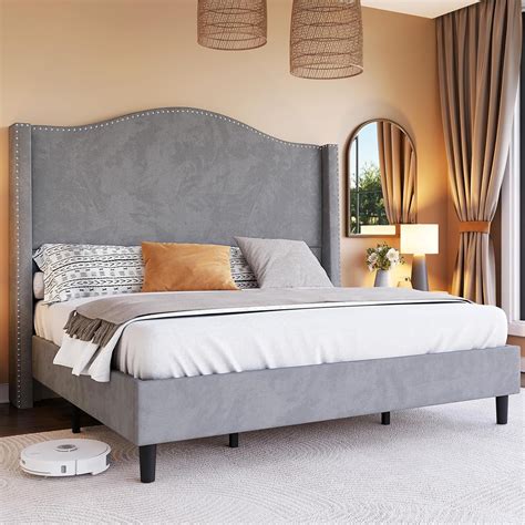 Amazon.com: Jocisland Queen Size Platform Bed Frame,Velvet Fabric ...