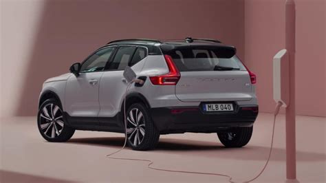 Volvo XC40 Recharge Electric Car Unveiled in India 408PS 660Nm Power ...