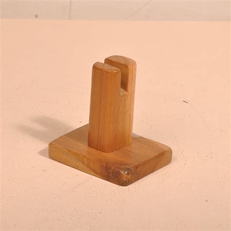 Handcrafted Spec Stand Square Shape – Craft Melon