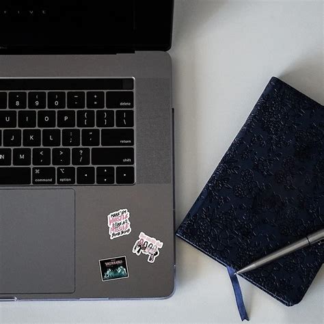 Substack Stickers 的图像结果