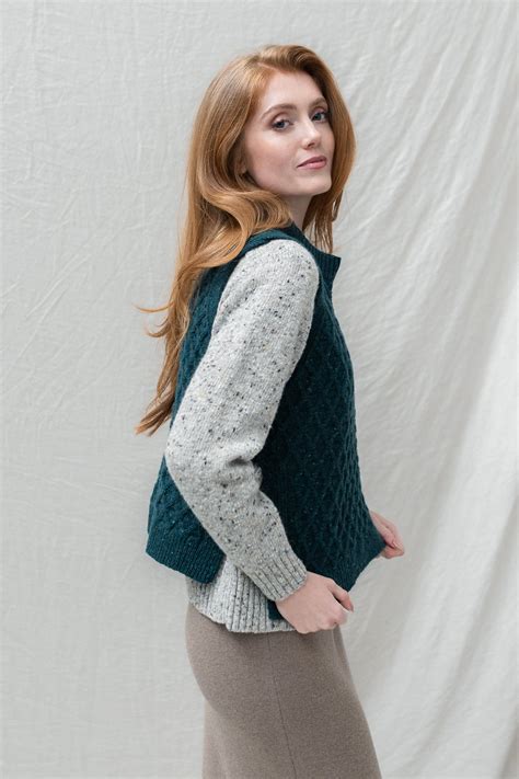 Womens Sweater Vest | Wool Vest Women | Oubas – OUBAS