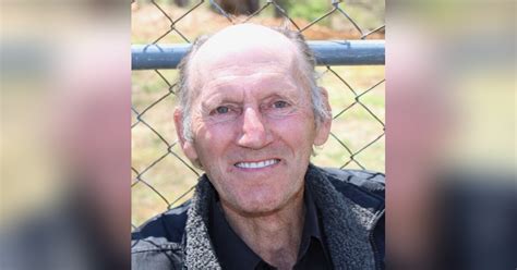 Holcombe Brothers Funeral Home Burnsville, North Carolina (NC) | Who ...