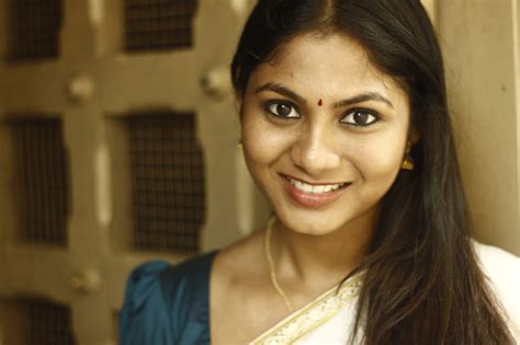 Actress Shruti Reddy New Photo Shoot Images