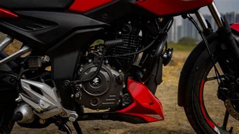 Bajaj Pulsar P150 first ride review: A star, reborn - Overdrive