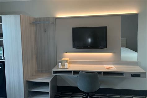Microtel Inn & Suites by Wyndham Charlotte Airport | Charlotte, NC Hotels