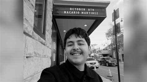 Macario Martínez se presenta en el Tiny Desk de NPR con su estilo ...
