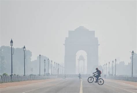 Delhi Pollution: The air of Delhi NCR is still poisonous, people are ...