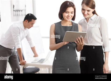 Business People Portrait 的图像结果