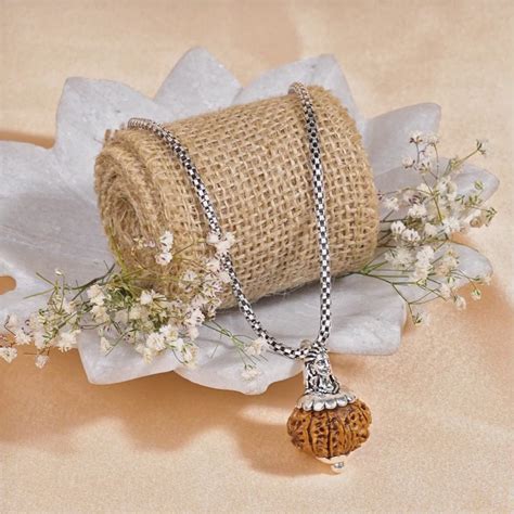 Adiyogi Pendant (12 Mukhi Nepali Rudraksha) – Prinjal Jewels