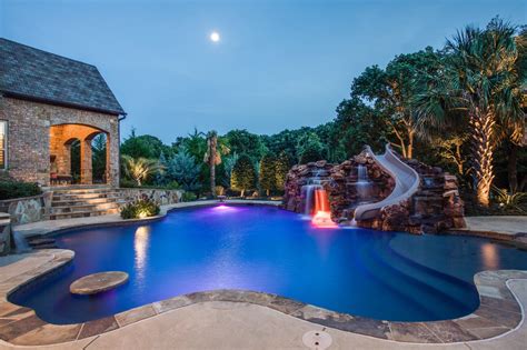 Feature We Love: Saltwater Pool | Swimming pools, Backyard pool, Dream ...