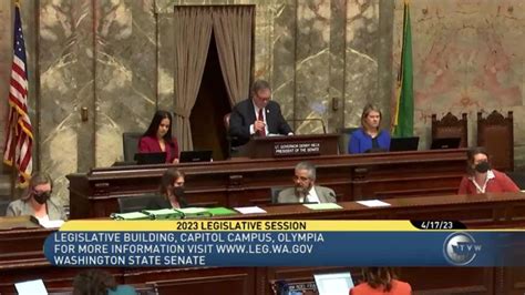 Senate in Session 的图像结果