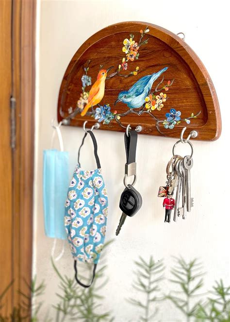 Get Hummingbird Handpainted Key/Mask Holder at ₹ 3300 | LBB Shop