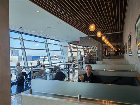 Inside Greenwich Lounge JFK – American & BA’s Huge Flagship - Wander Up ...