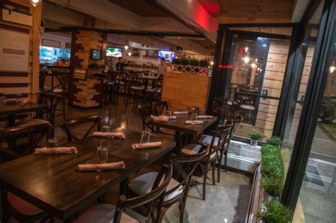 New Neighbors: Romanacci Transforms the former Commuter Coffee on ...